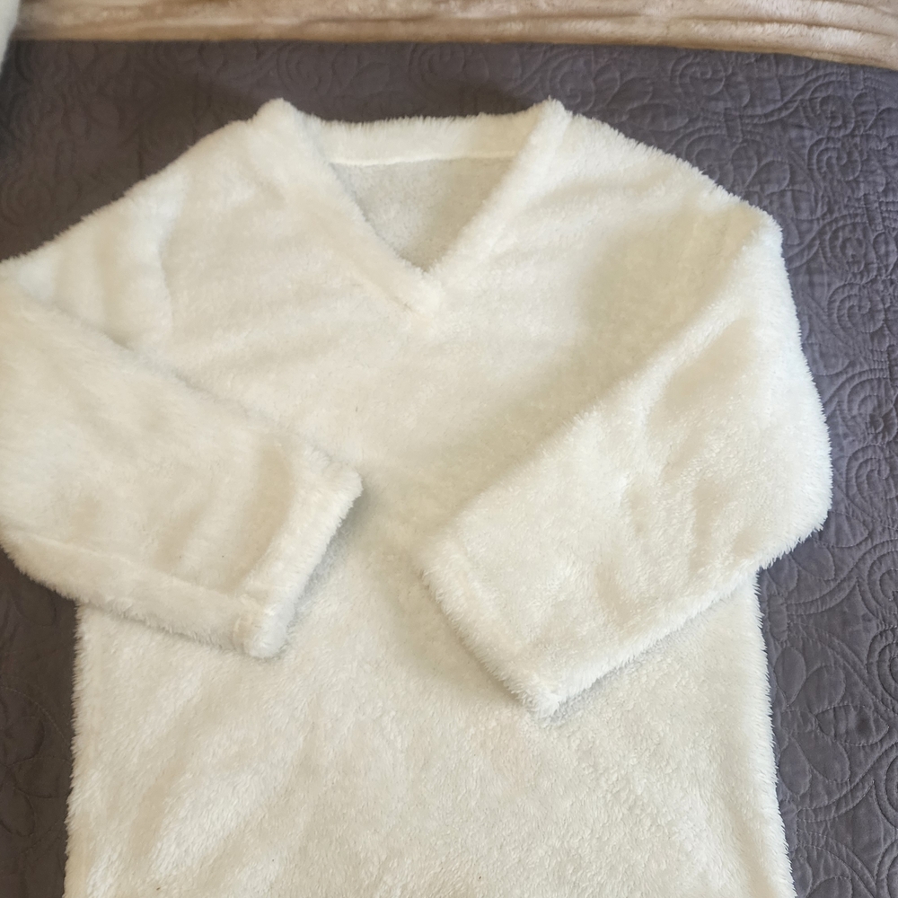 Cozy White Lounge Set